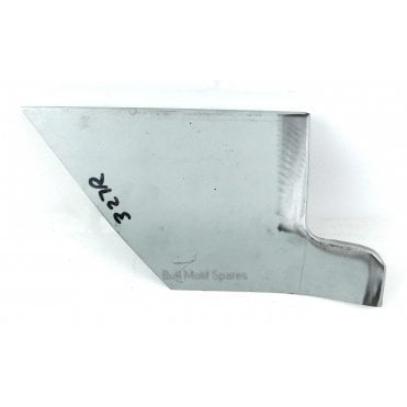 R/H A30 Front Wing - Lower Front Corner Repair (Saloon & Van)