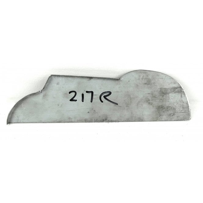 R/H Closing Plate (Rear of 4 Door Sill)